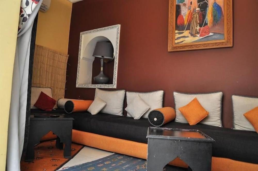 Dar Boutouil Bed and Breakfast Marrakesh Esterno foto